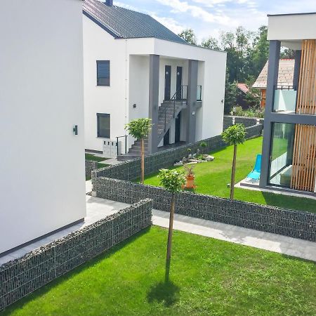 Apartma Mariposa Banovci Εξωτερικό φωτογραφία