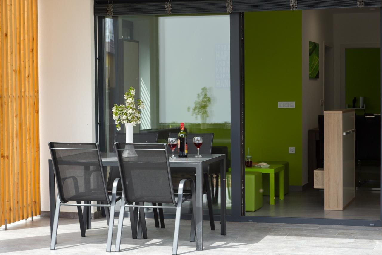 Apartma Mariposa Banovci Εξωτερικό φωτογραφία